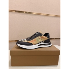 Burberry Sneakers